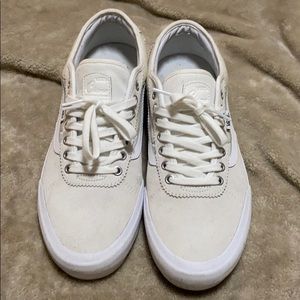size 11 1/2 vans low top